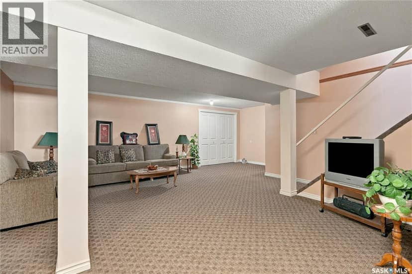 103 Dianne STREET — photo 35 of 40