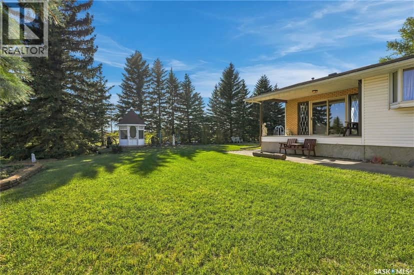 103 Dianne STREET — photo 4 of 40