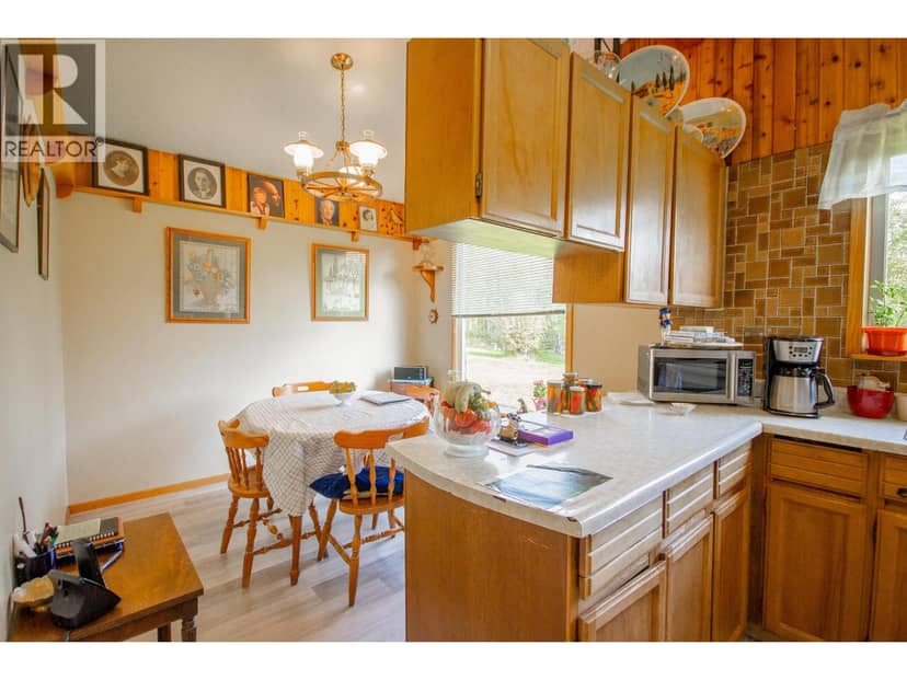 14034 211 Road, Dawson Creek, photo 4