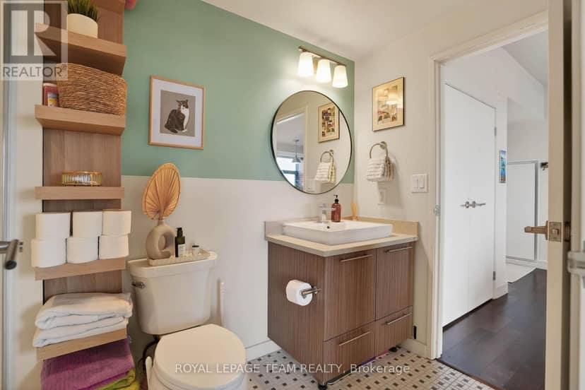 808 - 555 Anand Private — photo 17 of 32