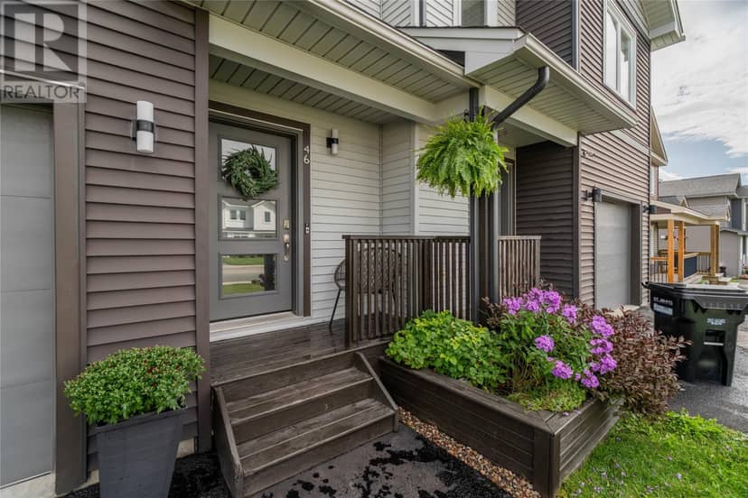 46 Henry Larsen Street — photo 2 of 39