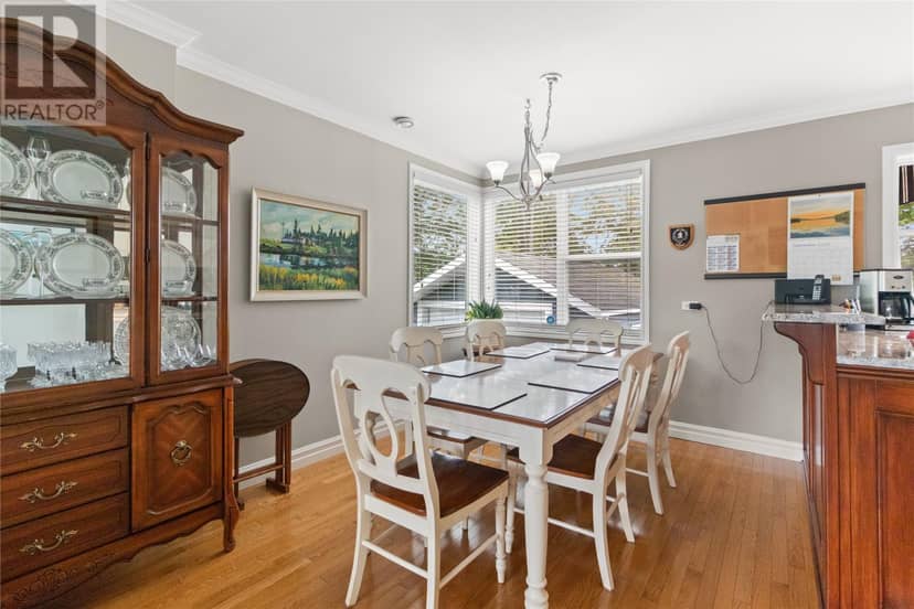 99 Bonaventure Avenue — photo 12 of 40
