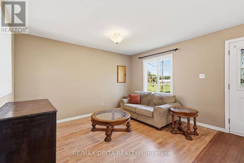 3137 Union Street — photo 9 of 34