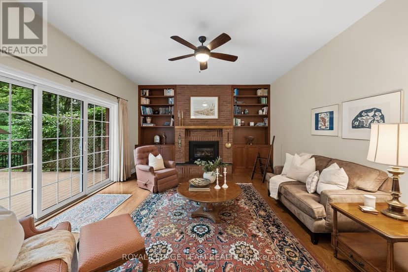 1264 Potter Drive — photo 16 of 40