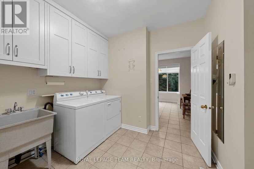 1264 Potter Drive — photo 20 of 40