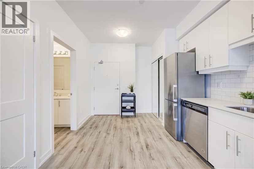 247 NORTHFIELD Drive E Unit# 510 — photo 6 of 39