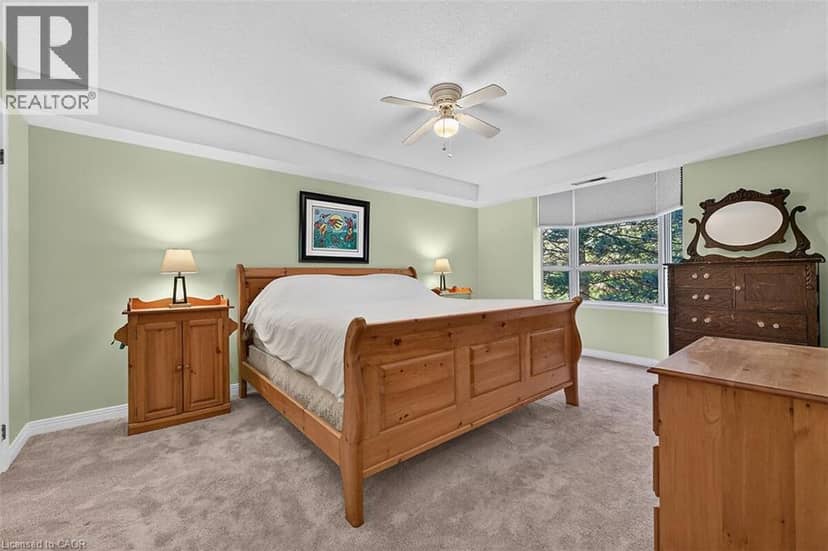 6 VILLAGE GREEN Boulevard Unit# 202 — photo 26 of 40