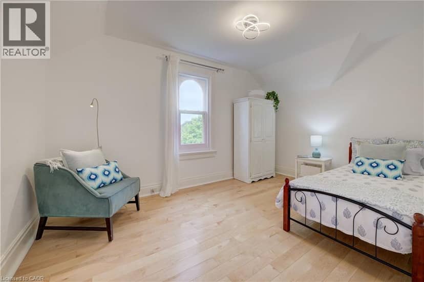 25 CENTRAL Street — photo 38 of 40