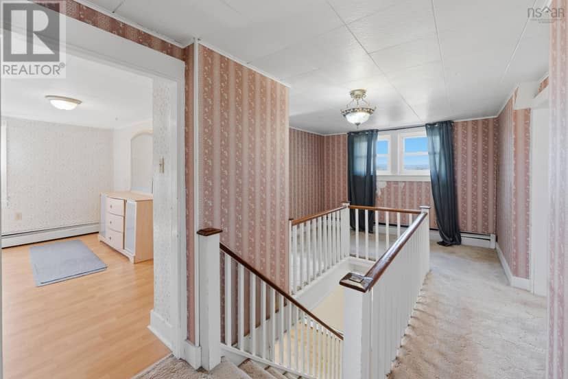 47 Little Brook Lane — photo 13 of 40