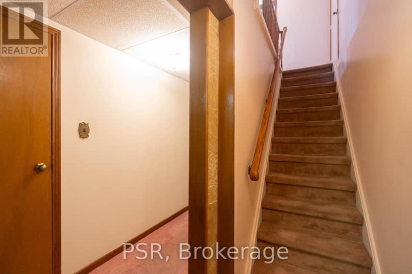 4069 Chelmsford Court — photo 22 of 30