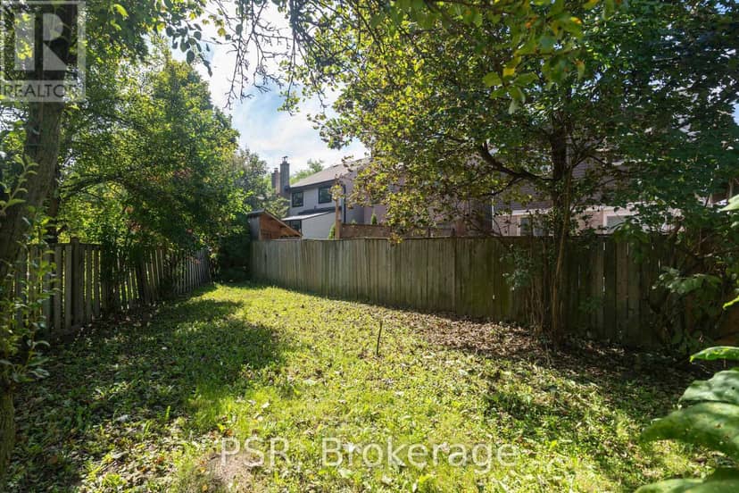 4069 Chelmsford Court — photo 29 of 30