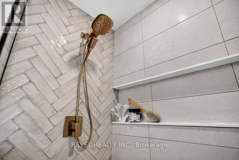 3175 Maplehill Drive — photo 34 of 40