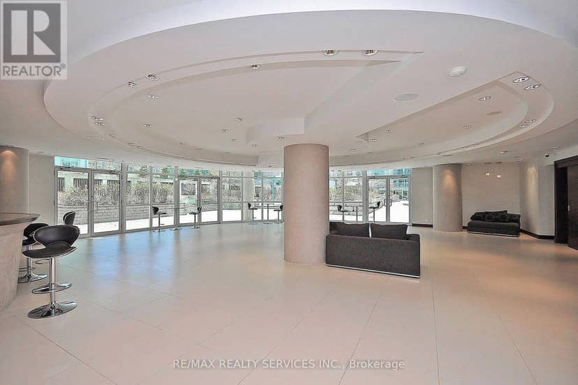 2008 - 220 Burnhamthorpe Road W — photo 40 of 40