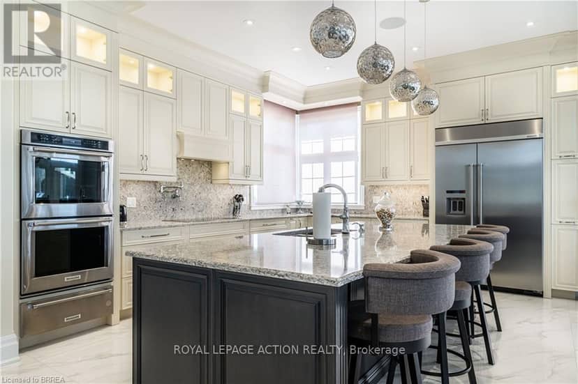49 Ruijs Boulevard, Brantford, photo 5