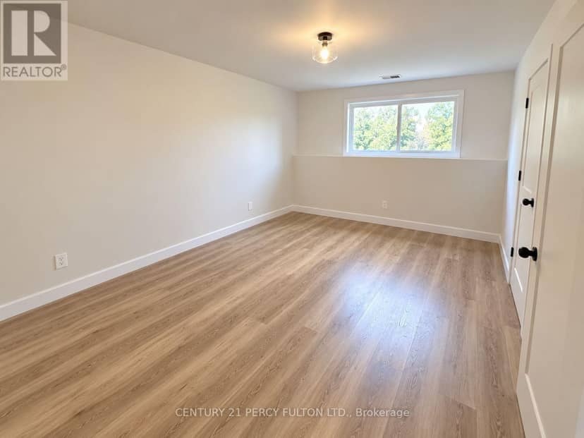 85 Denniston Street — photo 10 of 26