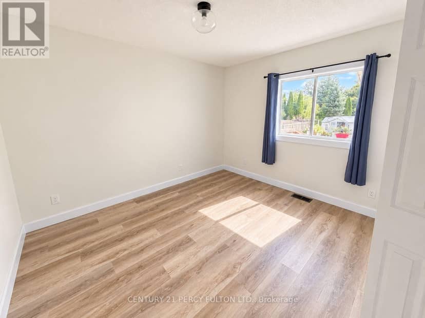 85 Denniston Street — photo 8 of 26