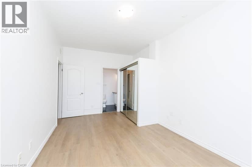 135 JAMES Street S Unit# 910 — photo 16 of 39
