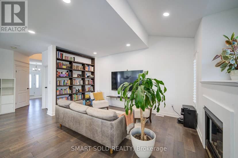 157 Waller Street — photo 17 of 40