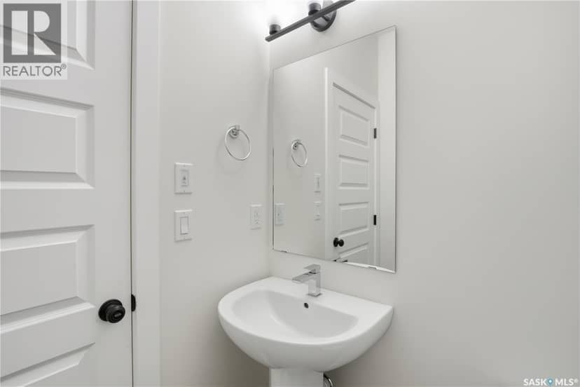 534 Cockcroft COURT — photo 15 of 40