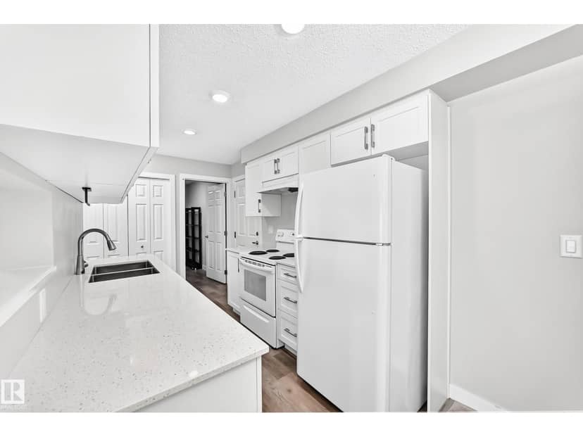 #220 11511 27 AV NW, Edmonton, photo 3