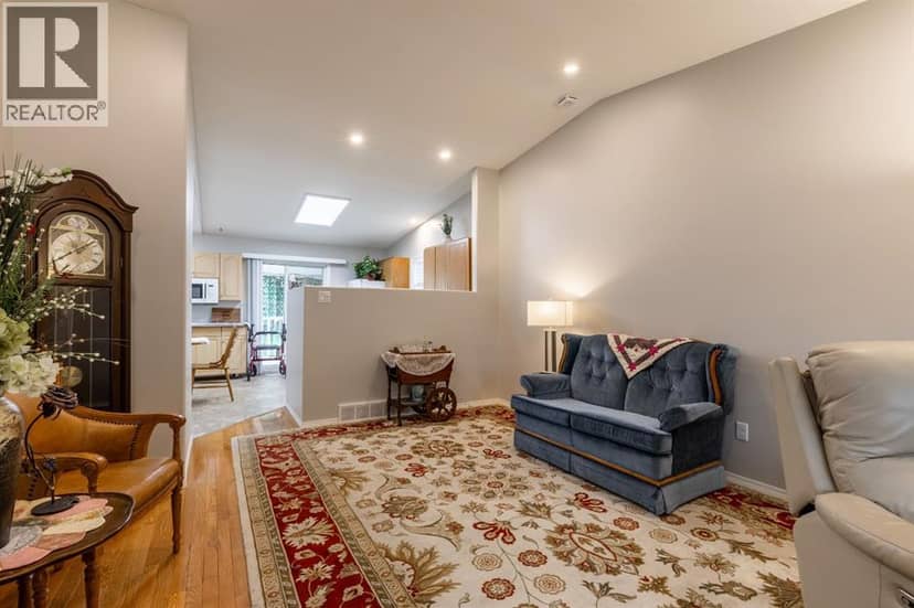 8, 135 Jerry Potts Boulevard W — photo 9 of 37