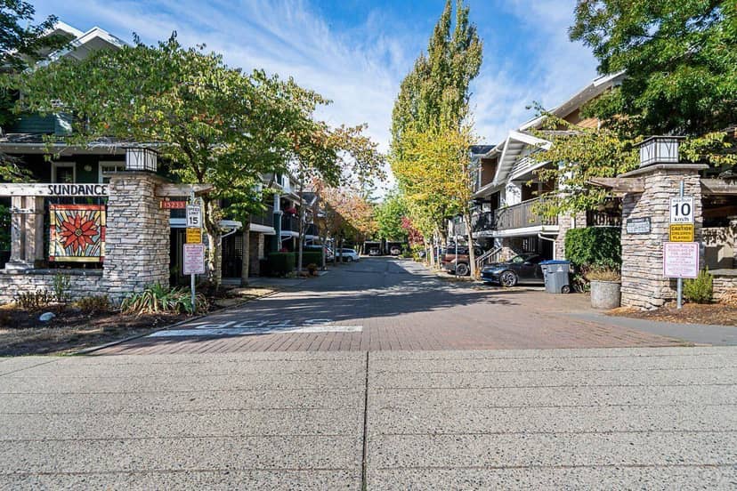 3 15233 34 AVENUE, Surrey