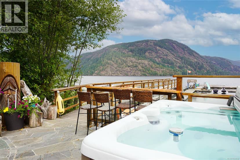 10 10257 South Shore Rd, Honeymoon Bay
