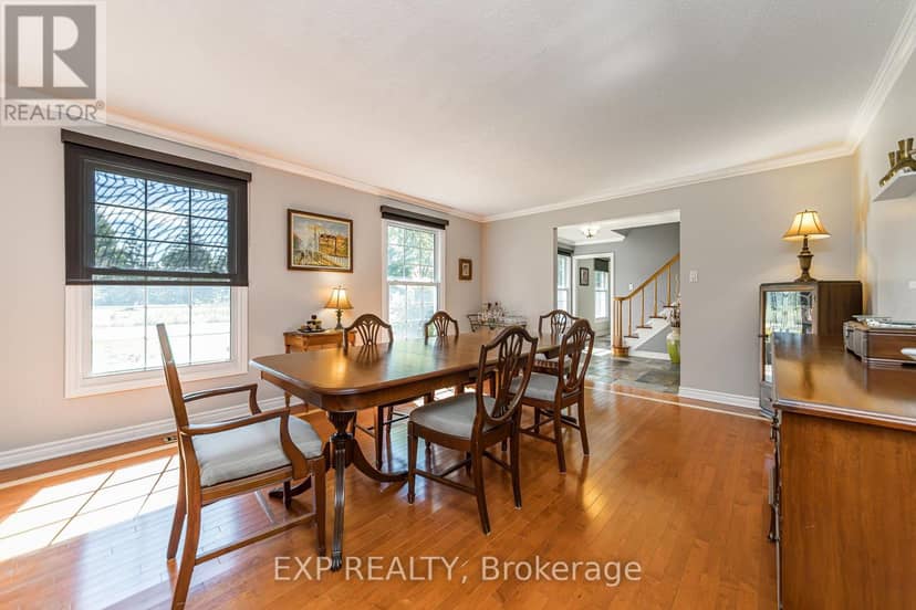 1221 Fairway Drive, Ottawa, photo 5