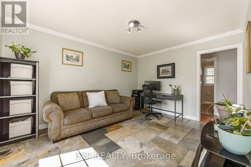 1221 Fairway Drive, Ottawa, photo 7