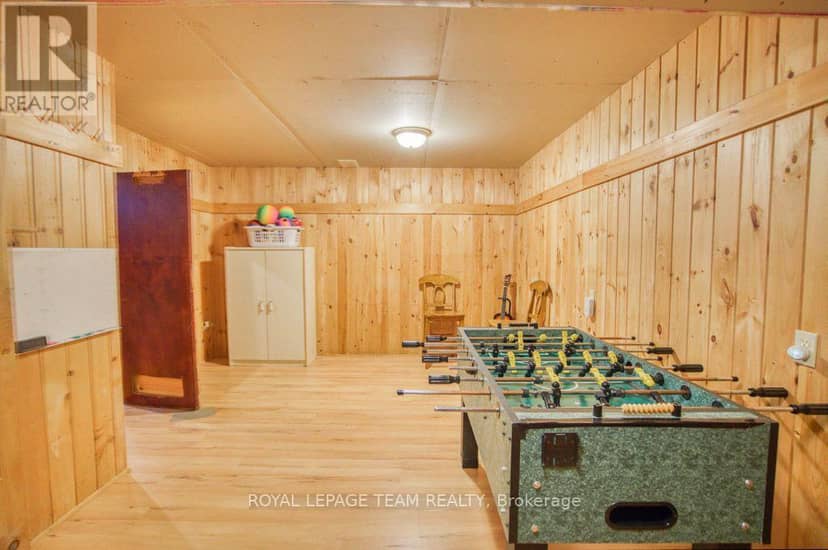 220 Ancaster Avenue — photo 36 of 40