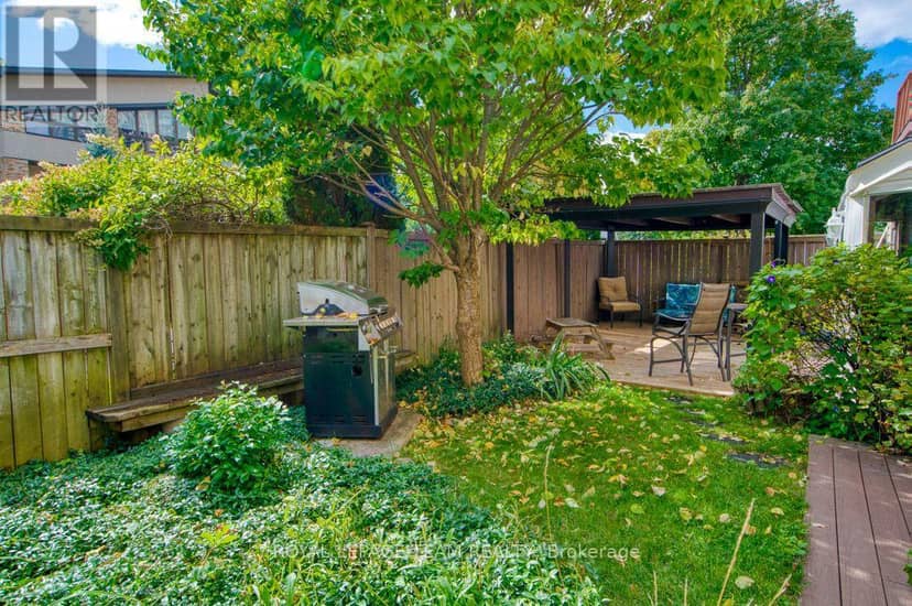 220 Ancaster Avenue — photo 40 of 40