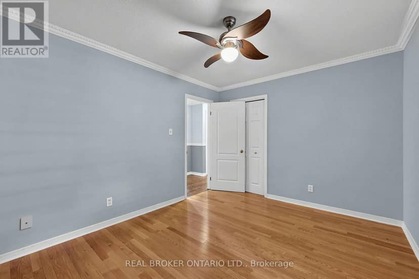 222 Park Avenue — photo 24 of 40