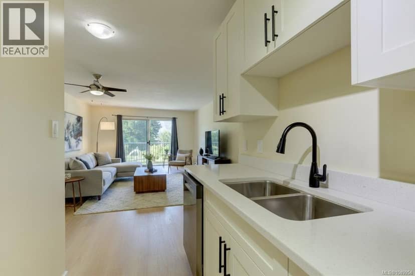103 40 Stanley Rd, Lake Cowichan