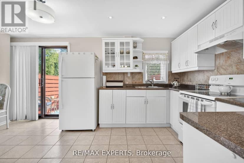 257 John Street — photo 14 of 34