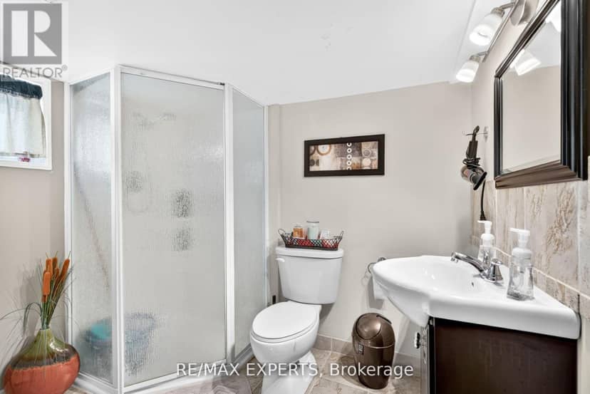 257 John Street — photo 26 of 34