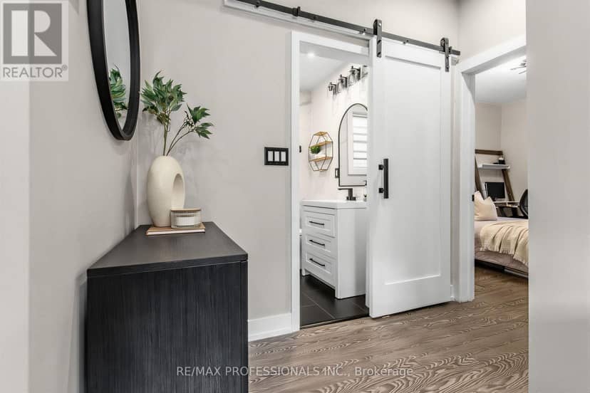 429 Gilbert Avenue — photo 12 of 28