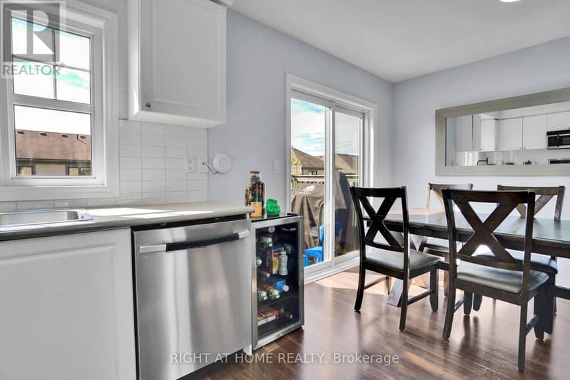 45 - 701 Homer Watson Boulevard — photo 16 of 32