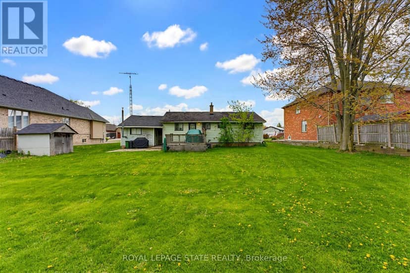 29 Leckie Avenue — photo 14 of 36