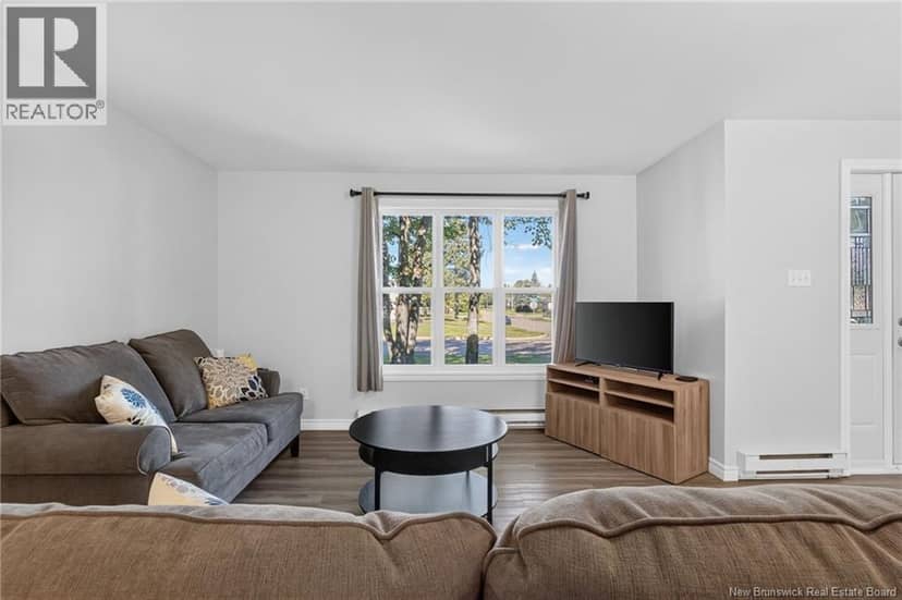 252 Ryan Street — photo 9 of 40