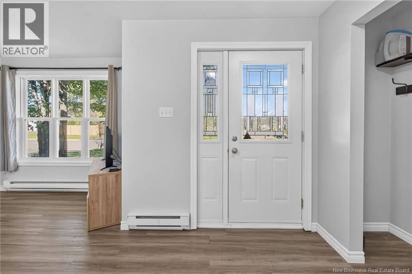 252 Ryan Street — photo 4 of 40