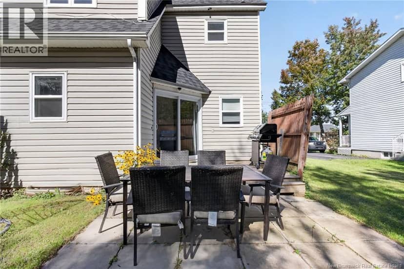 252 Ryan Street — photo 3 of 40