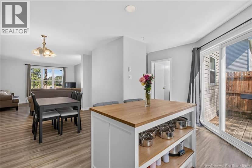 252 Ryan Street — photo 14 of 40