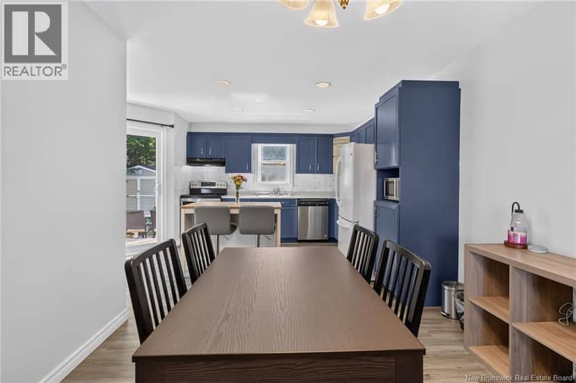 252 Ryan Street — photo 16 of 40