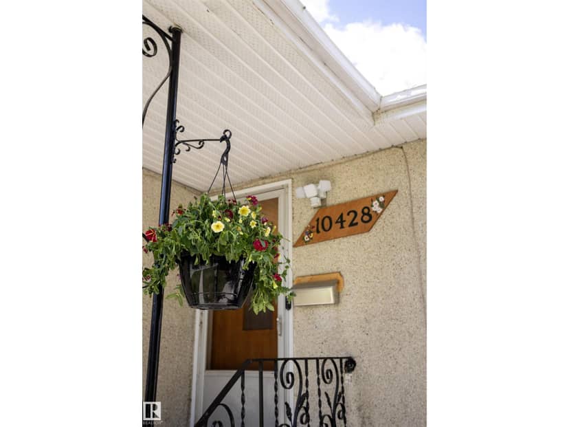 10428 68 AV NW, Edmonton, photo 5