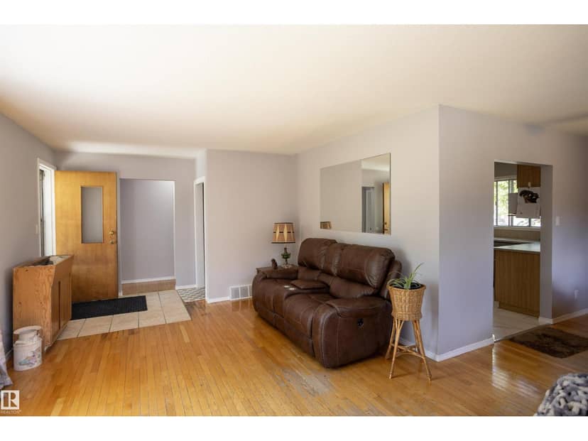 10428 68 AV NW, Edmonton, photo 7