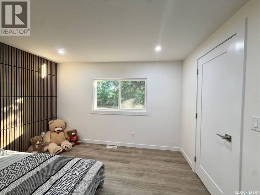 60 1035 Boychuk DRIVE — photo 12 of 21