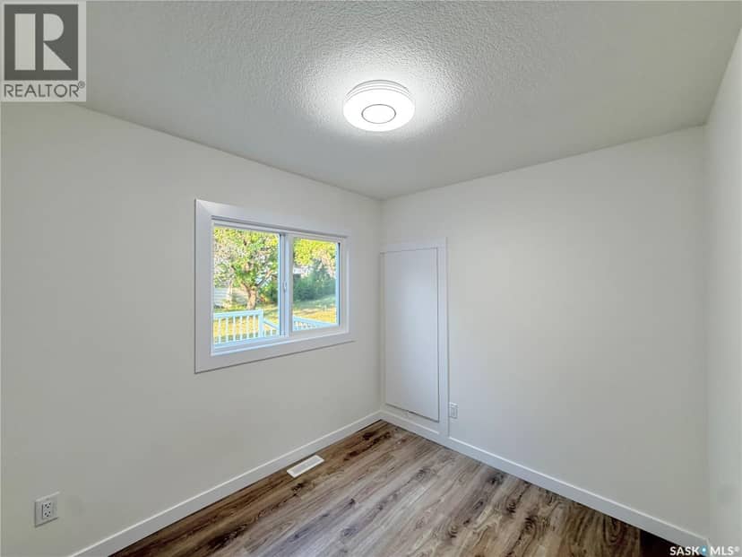60 1035 Boychuk DRIVE — photo 17 of 21