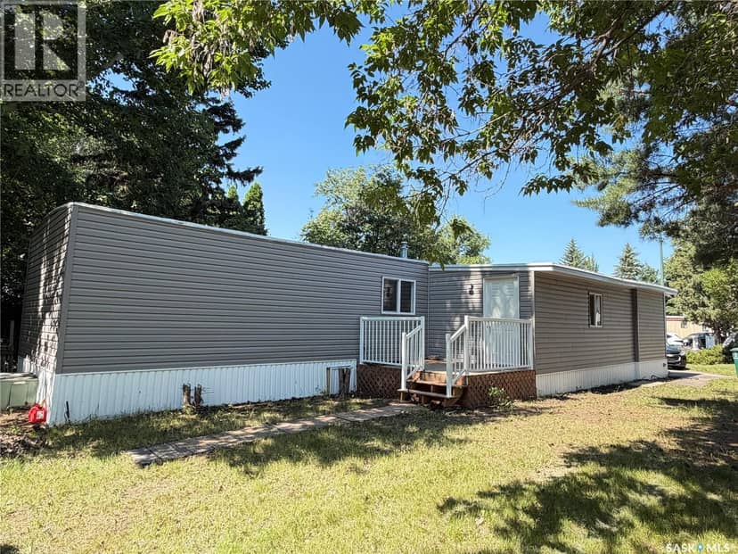 60 1035 Boychuk DRIVE — photo 2 of 21
