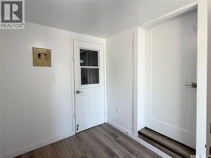 60 1035 Boychuk DRIVE — photo 5 of 21