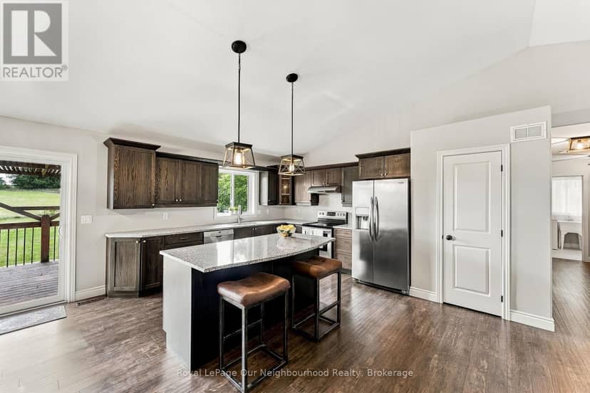 13985 Dundonald Road — photo 17 of 40
